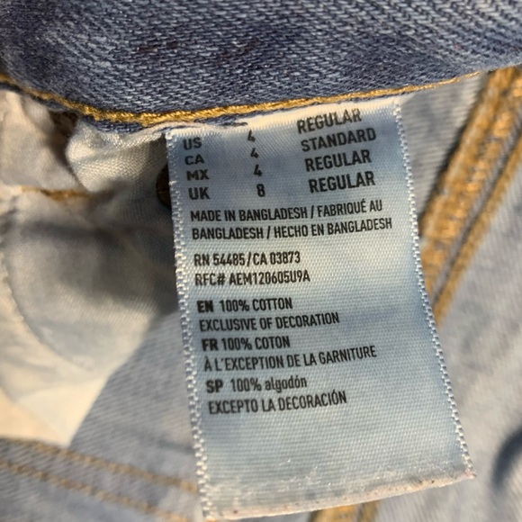 Vintage High Rise Ripped Jeans - Picture 3 of 5